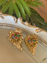Load image into Gallery viewer, Havana Leaf Earrings
