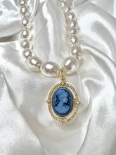 Load image into Gallery viewer, Blue Cameo Choker Necklace
