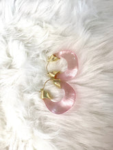 Load image into Gallery viewer, Thicc Vibe Earrings in Light Pink
