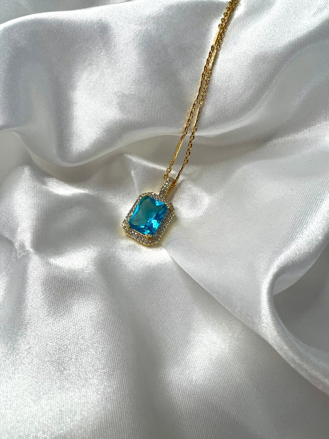Blue Queen Pendant Necklace