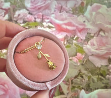 Load image into Gallery viewer, Precious Petals Necklace
