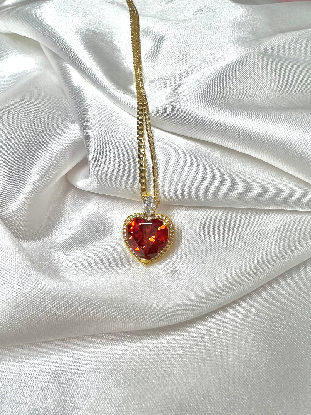 True Love Heart Pendant Necklace In Red