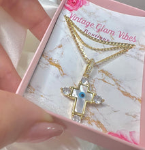 Load image into Gallery viewer, Eye of Pearl Cross Necklace
