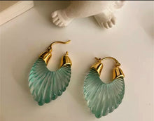 Load image into Gallery viewer, Shelly Transparent Earrings in Green
